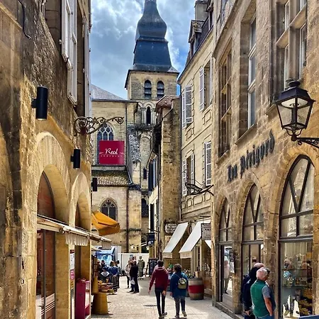 Apartment Les Toits De Marceau, Coeur Cite Historique *
